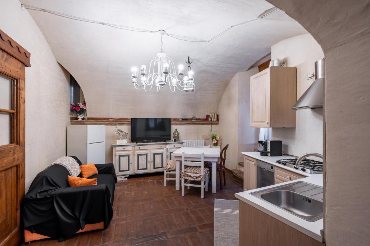 Le Chateau Franciacorta - By Host4U Apartment Colombaro  Екстериор снимка