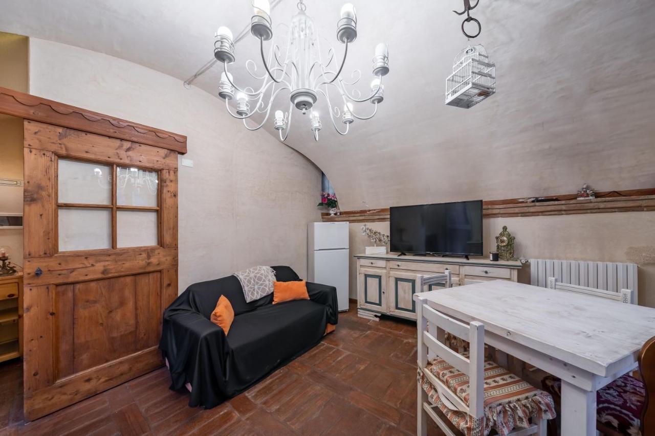 Le Chateau Franciacorta - By Host4U Apartment Colombaro  Екстериор снимка